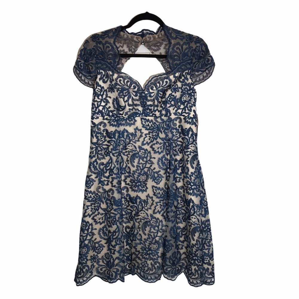 NWT Marchesa Notte Cream Jewel Blue A Line Embroidered Lace Empire